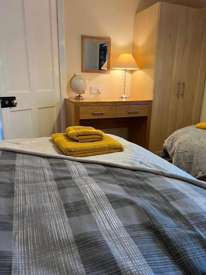 2 Bedroom House Overlooking Pierowall Bay, Westray Eksteriør bilde