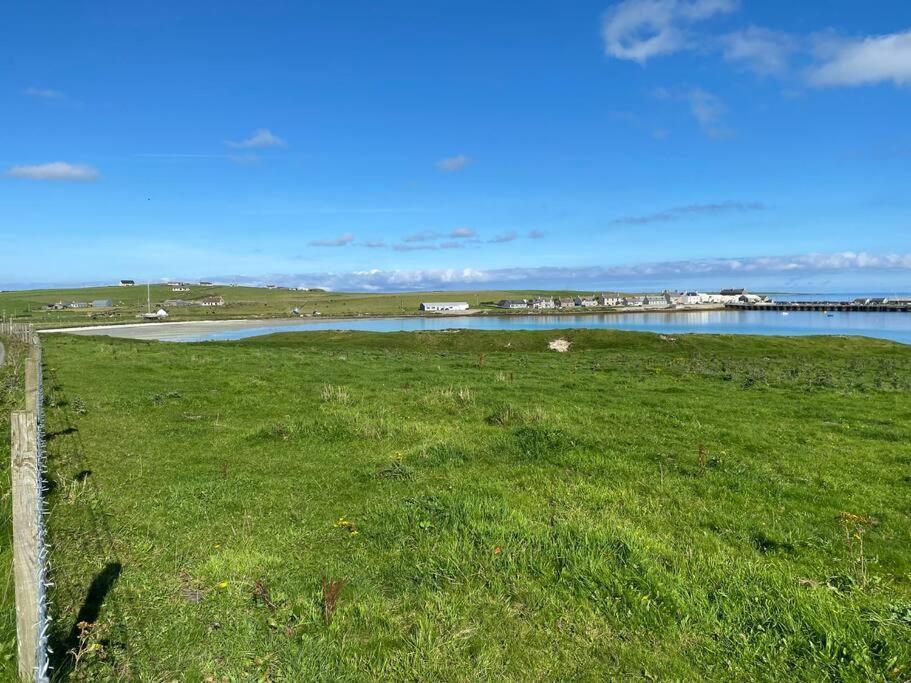 2 Bedroom House Overlooking Pierowall Bay, Westray Eksteriør bilde